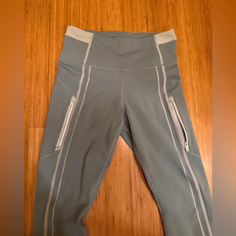 Athleta Rainier High Rise Reflective Stripe Legging - Picture 9 of 16